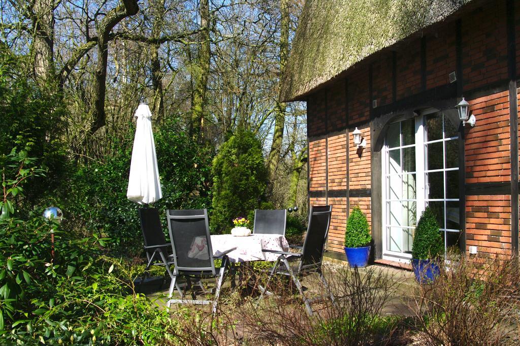 Gaestehaus Eulennest Grossenworden Exteriör bild